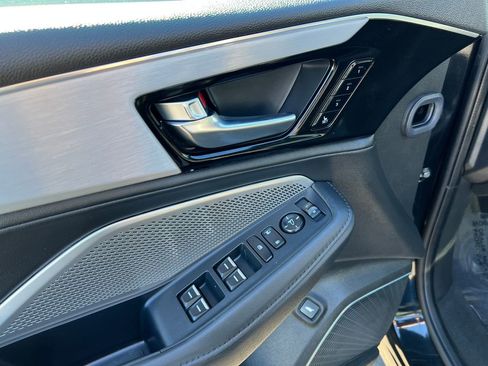 Used 2024 Acura MDX FWD image 13