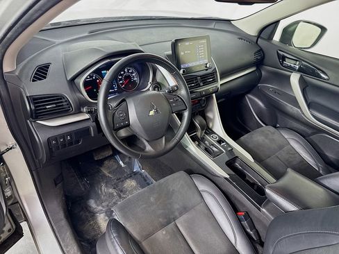 Used 2023 Mitsubishi Eclipse Cross SE image 21