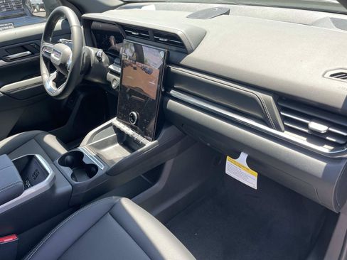 New 2026 GMC Terrain Elevation w/ Elevation Premium Package FWD image 29