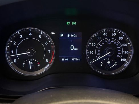 Used 2021 Hyundai Venue SE FWD image 10