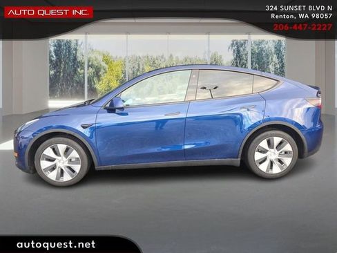 Used 2023 Tesla Model Y Long Range image 8
