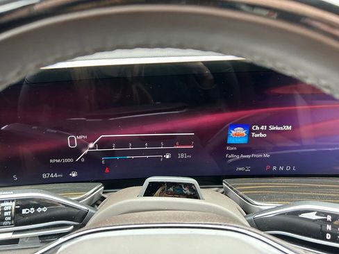 Used 2025 Cadillac Escalade ESV Premium Luxury w/ Touring Package image 30