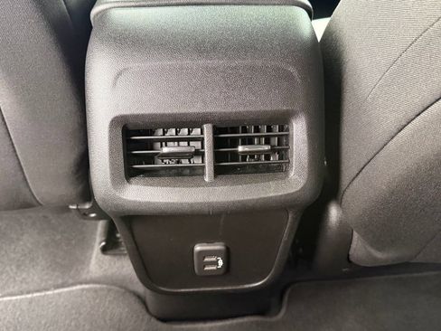 Used 2021 Chevrolet Equinox LS w/ LS Convenience Package AWD/4WD image 21