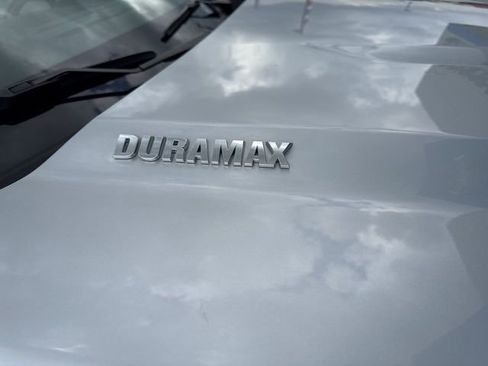Used 2021 Chevrolet Silverado 1500 LTZ w/ LTZ Premium Package AWD/4WD image 19