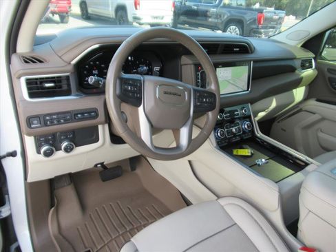 Used 2022 GMC Yukon Denali image 14