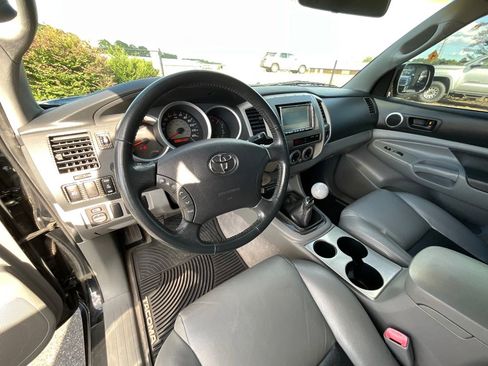 Used 2006 Toyota Tacoma X-Runner image 15