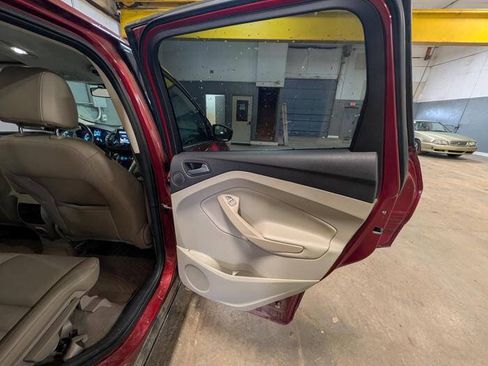 Used 2013 Ford Escape SEL AWD/4WD image 28