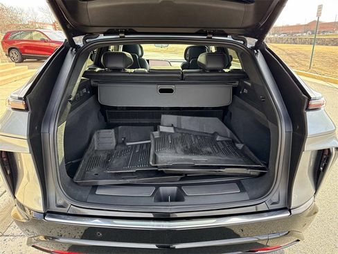 Used 2024 Cadillac Lyriq Luxury w/ LPO, Floor Liner Package image 14