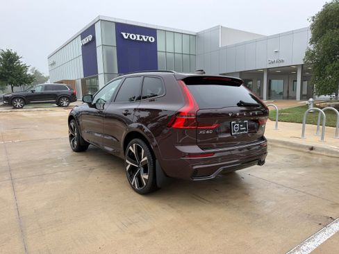 New 2026 Volvo XC60 T8 Ultra w/ Protection Package Premier AWD/4WD image 4
