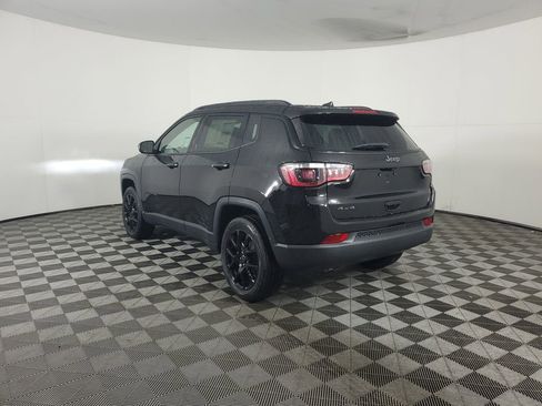 New 2026 Jeep Compass Latitude image 6