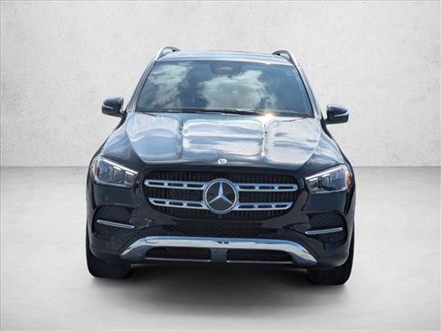 Used 2025 Mercedes-Benz GLE 350 4MATIC image 2