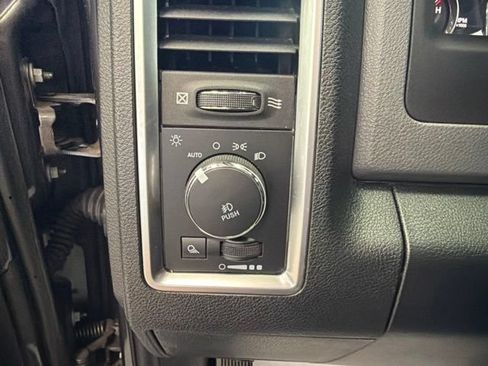 Used 2017 RAM 1500 Big Horn AWD/4WD image 16