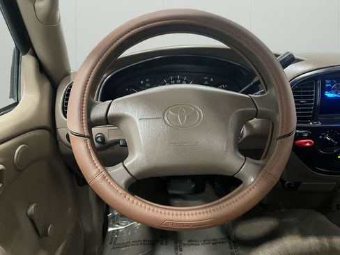 Used 2000 Toyota Tundra Regular Cab 2WD image 31