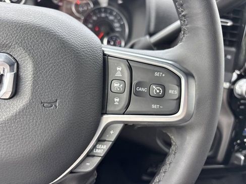 Used 2025 RAM 2500 Big Horn AWD/4WD image 27