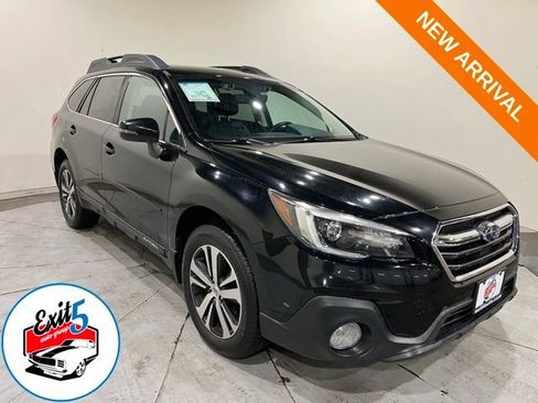 Used 2018 Subaru Outback 2.5i Limited AWD/4WD image 1