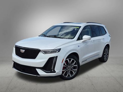 Used 2022 Cadillac XT6 Sport w/ Platinum Package AWD/4WD image 1