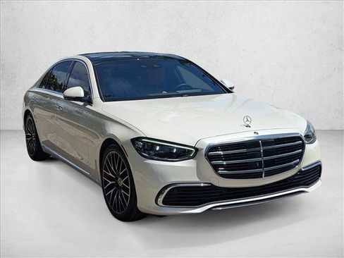 Certified 2021 Mercedes-Benz S 580 4MATIC Sedan image 3