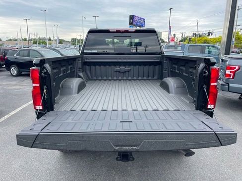 New 2026 Chevrolet Silverado 2500 ZR2 w/ Snow Plow Prep/Camper Package AWD/4WD image 13