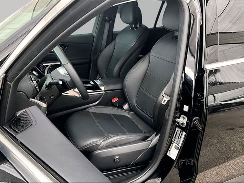 Certified 2025 Mercedes-Benz GLC 350e 4MATIC image 8