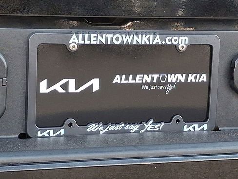 Used 2024 GMC Sierra 1500 Elevation image 32