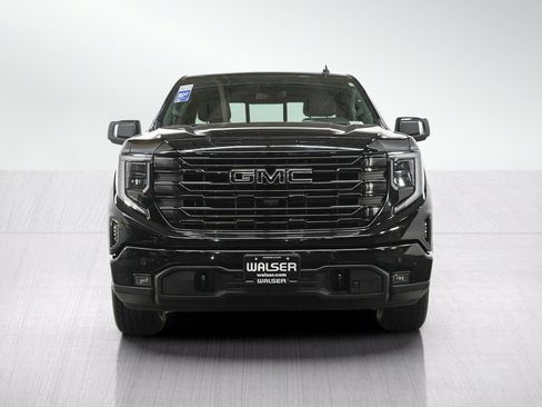 Used 2024 GMC Sierra 1500 Elevation w/ Elevation Premium Package AWD/4WD image 8