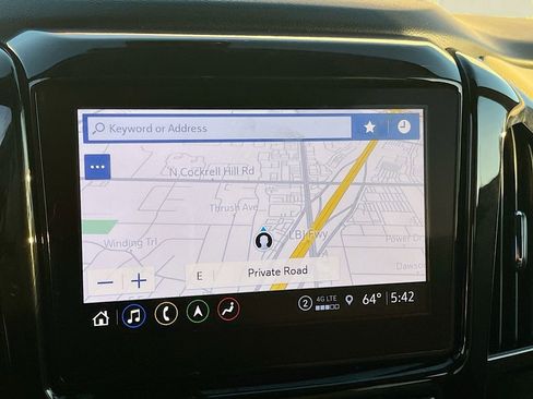 Used 2023 Chevrolet Traverse LT w/ LT Premium Package image 13