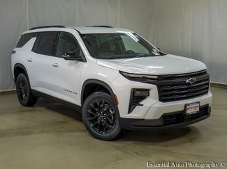 New 2026 Chevrolet Traverse LT w/ Midnight/Sport Edition video 2