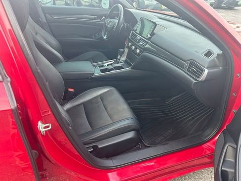 Used 2019 Honda Accord Sport image 17