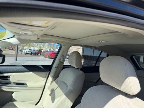 Used 2015 Subaru Crosstrek 2.0i Premium w/ Moonroof Package image 41