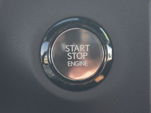 Used 2026 Lexus GX 550 w/ Accessory Package (31) image 9