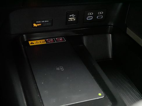 Used 2026 Toyota Camry LE FWD image 28