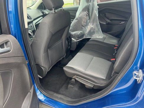 Used 2019 Ford Escape SE image 10