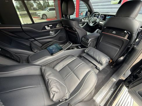 Used 2023 Mercedes-Benz Maybach GLS 600 4MATIC image 29