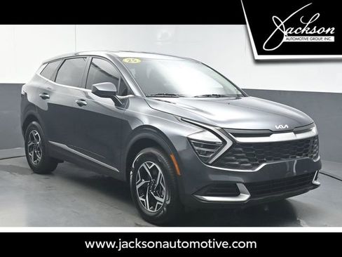 Used 2025 Kia Sportage LX AWD/4WD image 1