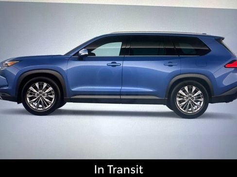 Used 2026 Toyota Grand Highlander AWD image 8
