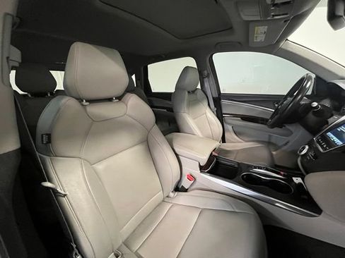 Used 2020 Acura MDX SH-AWD image 9