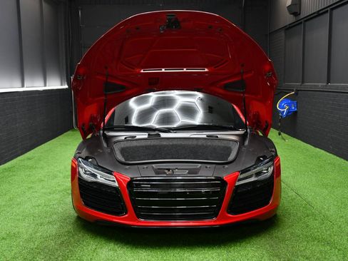 Used 2014 Audi R8 V8 w/ Convenience Package AWD/4WD image 17