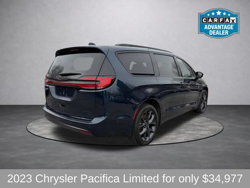 Used 2023 Chrysler Pacifica Limited w/ S Appearance Package AWD/4WD image 3