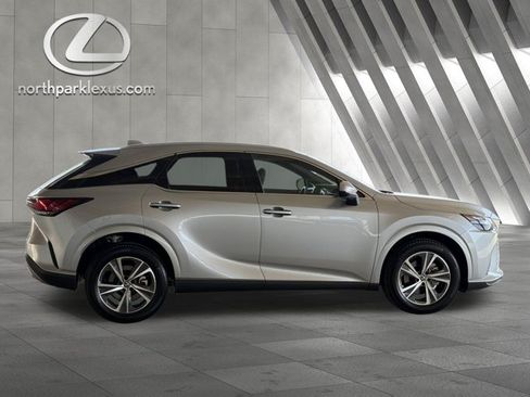 Certified 2024 Lexus RX 350 FWD w/ Technology Package image 4