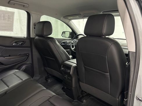 Used 2023 GMC Acadia SLT w/ Elevation Edition AWD/4WD image 55