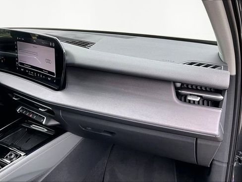 New 2026 Audi Q3 quattro 2.0T image 16