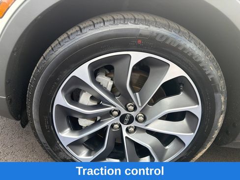 Used 2022 Lincoln Nautilus Reserve w/ Equipment Group 201A AWD/4WD image 30