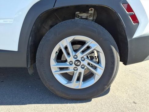 Certified 2025 Hyundai Tucson SE image 21