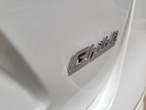 Used 2019 Maserati Ghibli RWD image 16