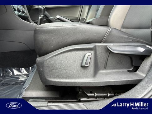 Used 2017 Volkswagen Golf Alltrack SE image 14