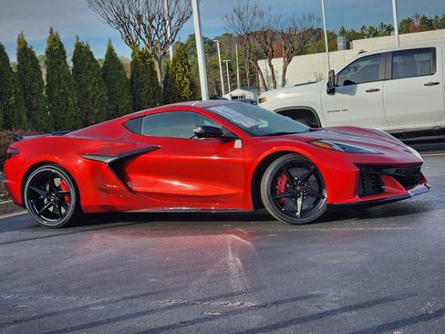 New 2026 Chevrolet Corvette E-Ray image 3