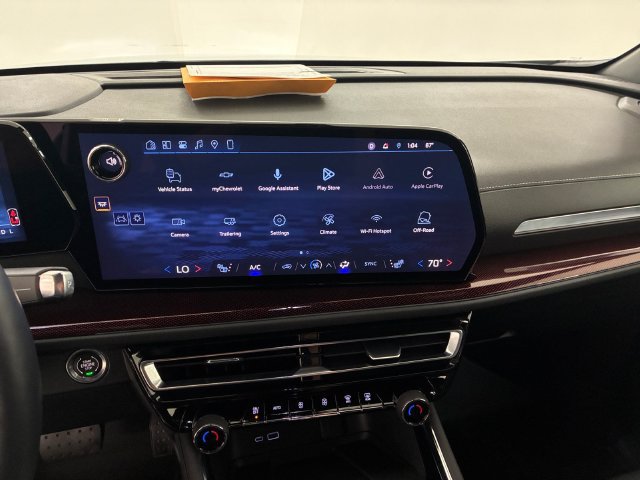 Certified 2026 Chevrolet Traverse Z71 w/ Driver Confidence Package AWD/4WD image 26