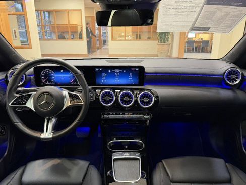 Certified 2025 Mercedes-Benz CLA 250 image 10