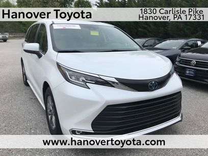 Certified 2023 Toyota Sienna XLE