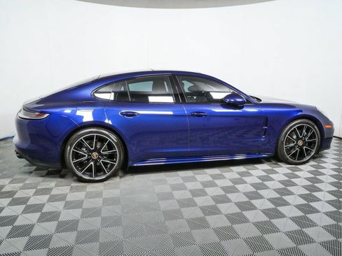 Certified 2023 Porsche Panamera 4 Platinum Edition AWD/4WD image 30
